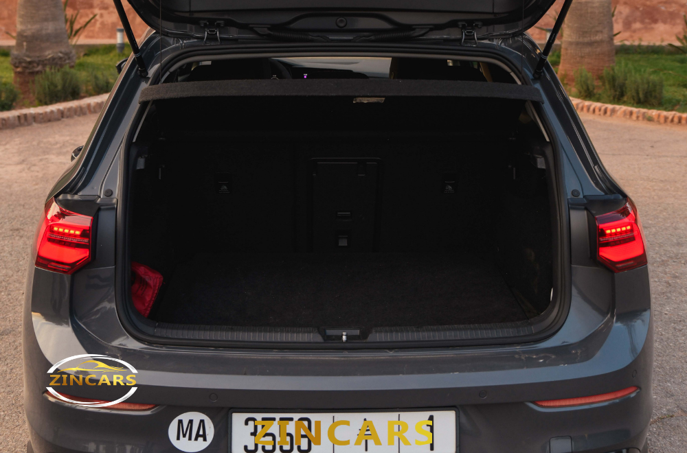 Location Volkswagen Golf 8 R Line 2025 Marrakech voiture sportive Maroc