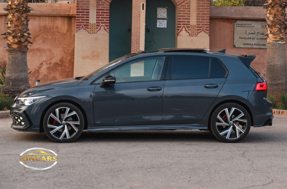 Location Volkswagen Golf 8 R Line 2025 Marrakech voiture sportive Maroc