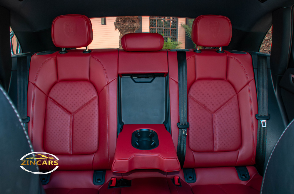 Location Porsche Macan 2024 Marrakech SUV luxe Maroc