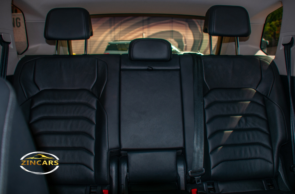 Location Volkswagen Touareg 2023 Marrakech SUV luxe Maroc