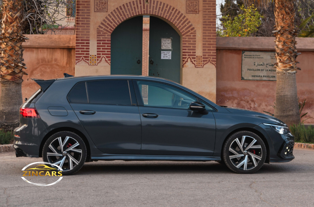 Location Volkswagen Golf 8 R Line 2025 Marrakech voiture sportive Maroc