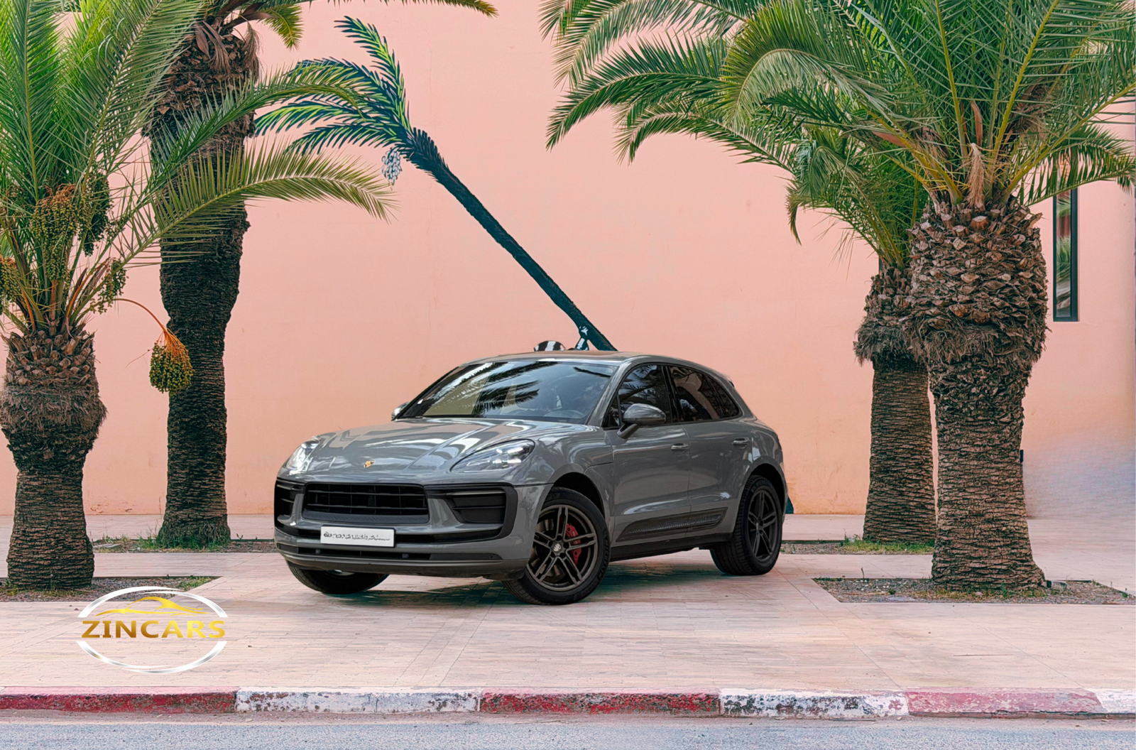 Location Porsche Macan 2024 Gris à Marrakech – SUV de luxe disponible chez Zincars Rental