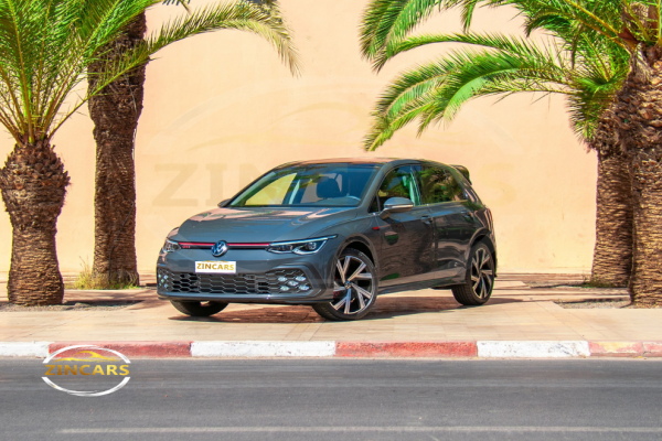 Location Volkswagen Golf GTI 2023 Marrakech voiture sportive Maroc