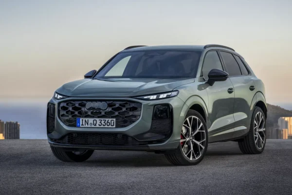 Audi-Q3-2025-3-scaled